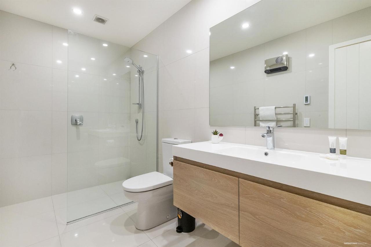Executive Living In Bluewater Apartment Queenstown Bagian luar foto